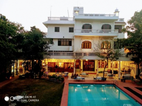  Hotel Meghniwas  Джайпур